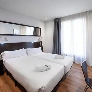 https://petit-palace-arana-bilbao.bilbaohotelsspain.com